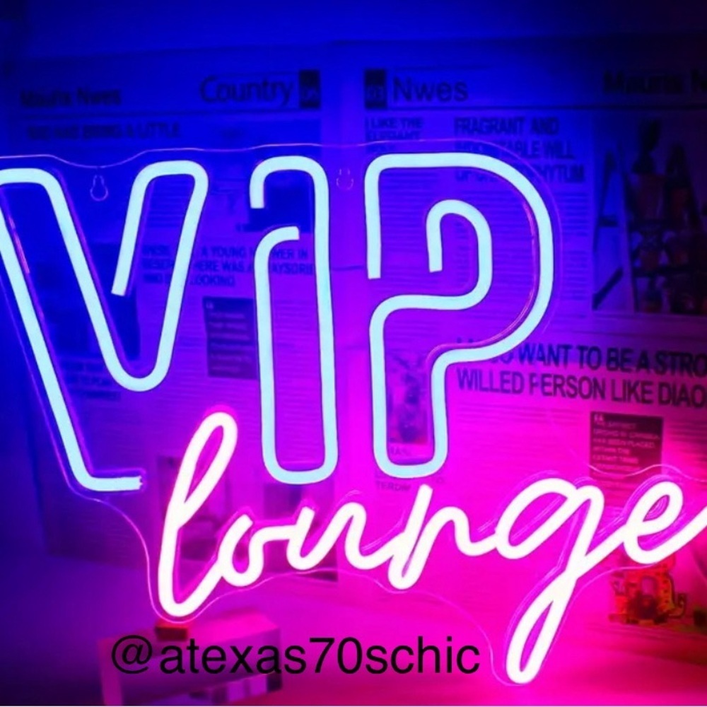 ✅✅✅LIKE, FOLLOW AND SHARE✅✅✅Live Shows in the  VIP Lounge